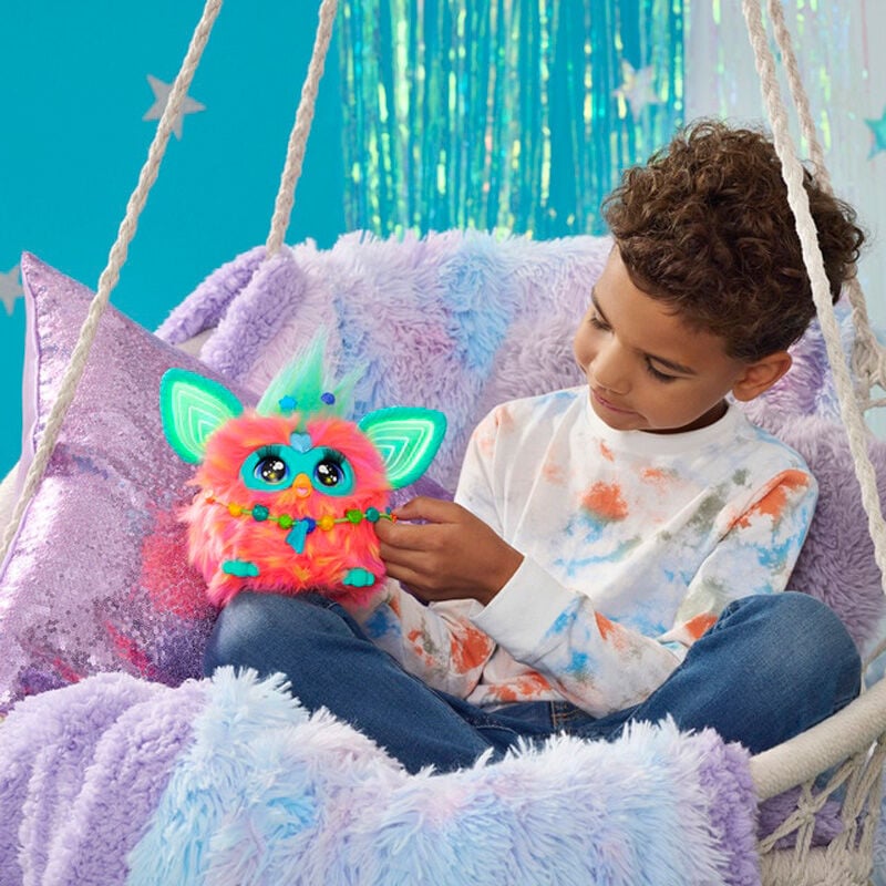 Muñeco interactivo Furby español HASBRO