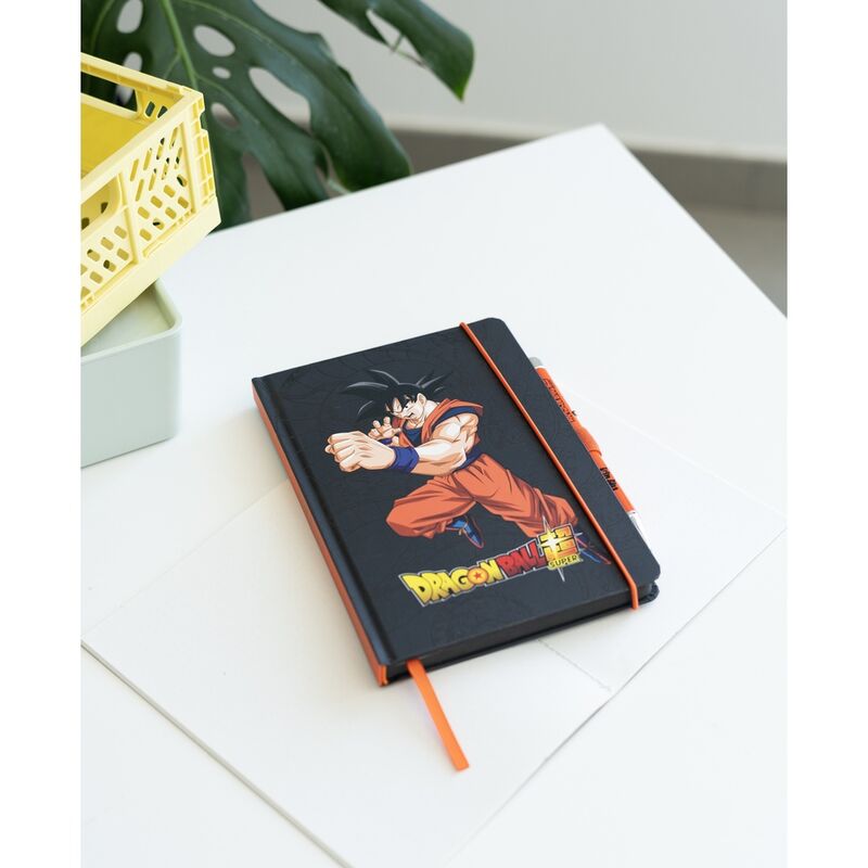 Cuaderno A5 premium + boligrafo proyector Dragon Ball Super ERIK