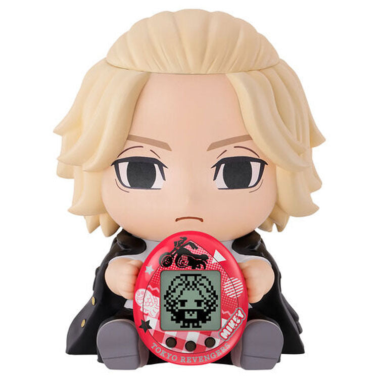 Figura soporte Manjiro + Tamagotchi Hugmy Tokyo Revengers BANDAI