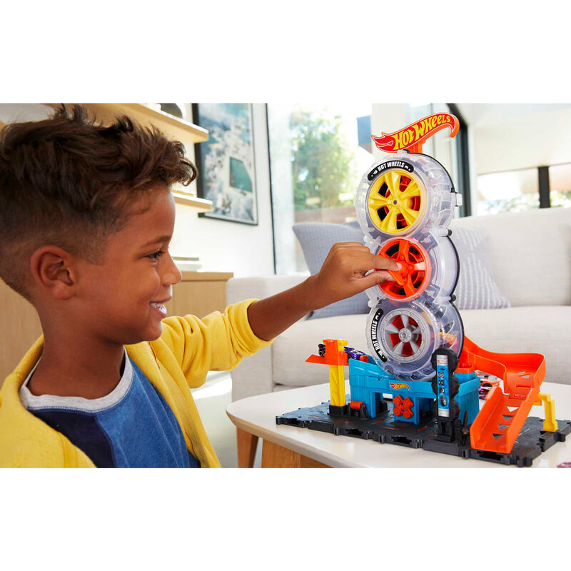 Super Tienda de Llantas Hot Wheels MATTEL