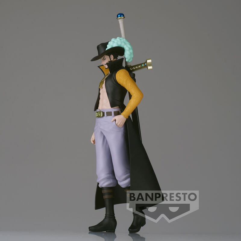 Figura Dracule Mihawk The Shukko One Piece 16cm BANPRESTO