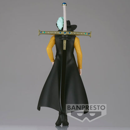 Figura Dracule Mihawk The Shukko One Piece 16cm BANPRESTO