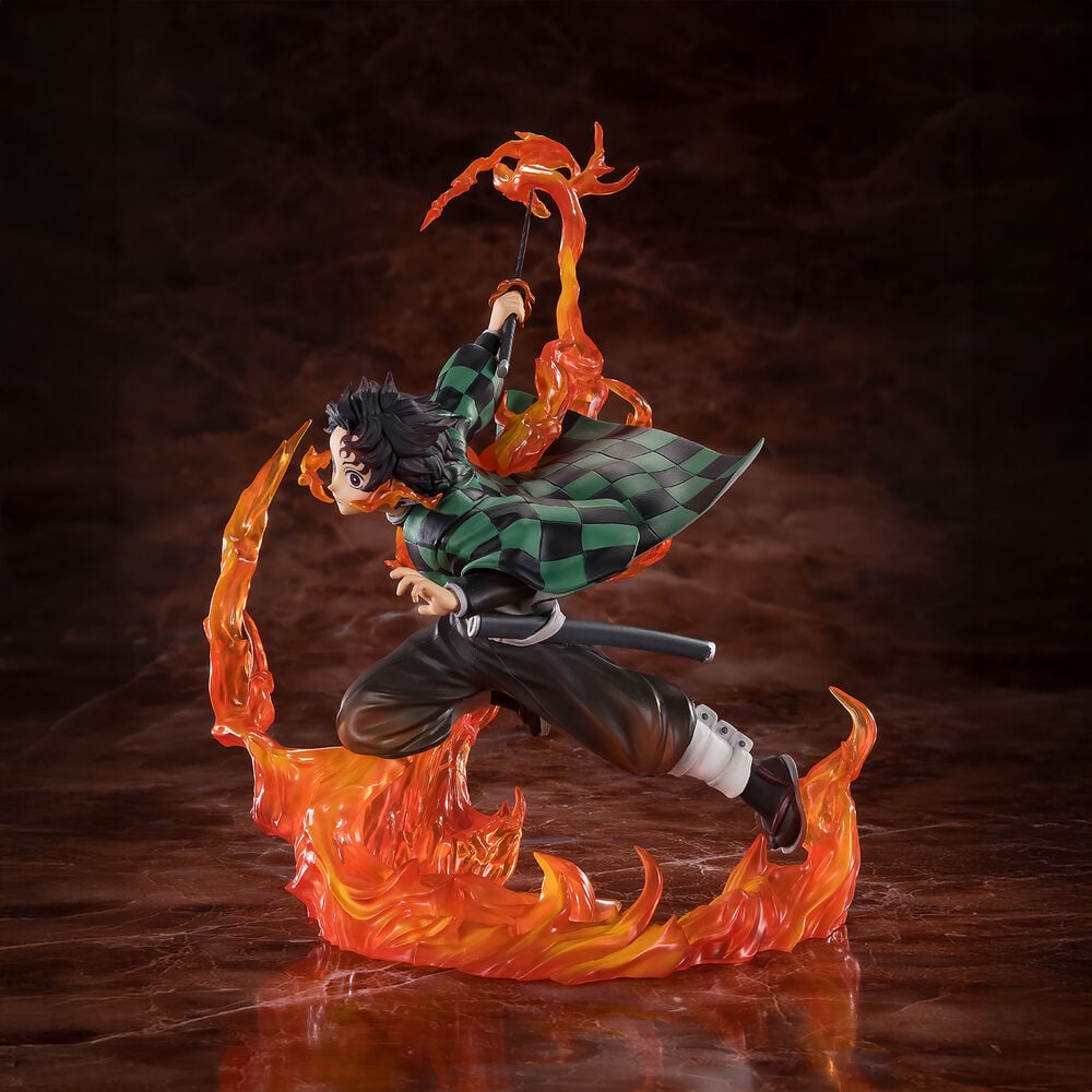 Figura Tanjiro Kamado Kyojuro Rengokus Sword Guard Demon Slayer Kimetsu no Yaiba 19,5cm TAMASHII NATIONS