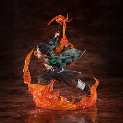 Figura Tanjiro Kamado Kyojuro Rengokus Sword Guard Demon Slayer Kimetsu no Yaiba 19,5cm TAMASHII NATIONS