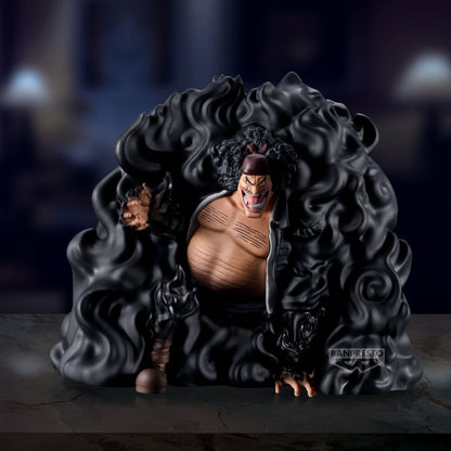 Figura Marshall D. Teach Black Hole One Piece 15cm BANPRESTO
