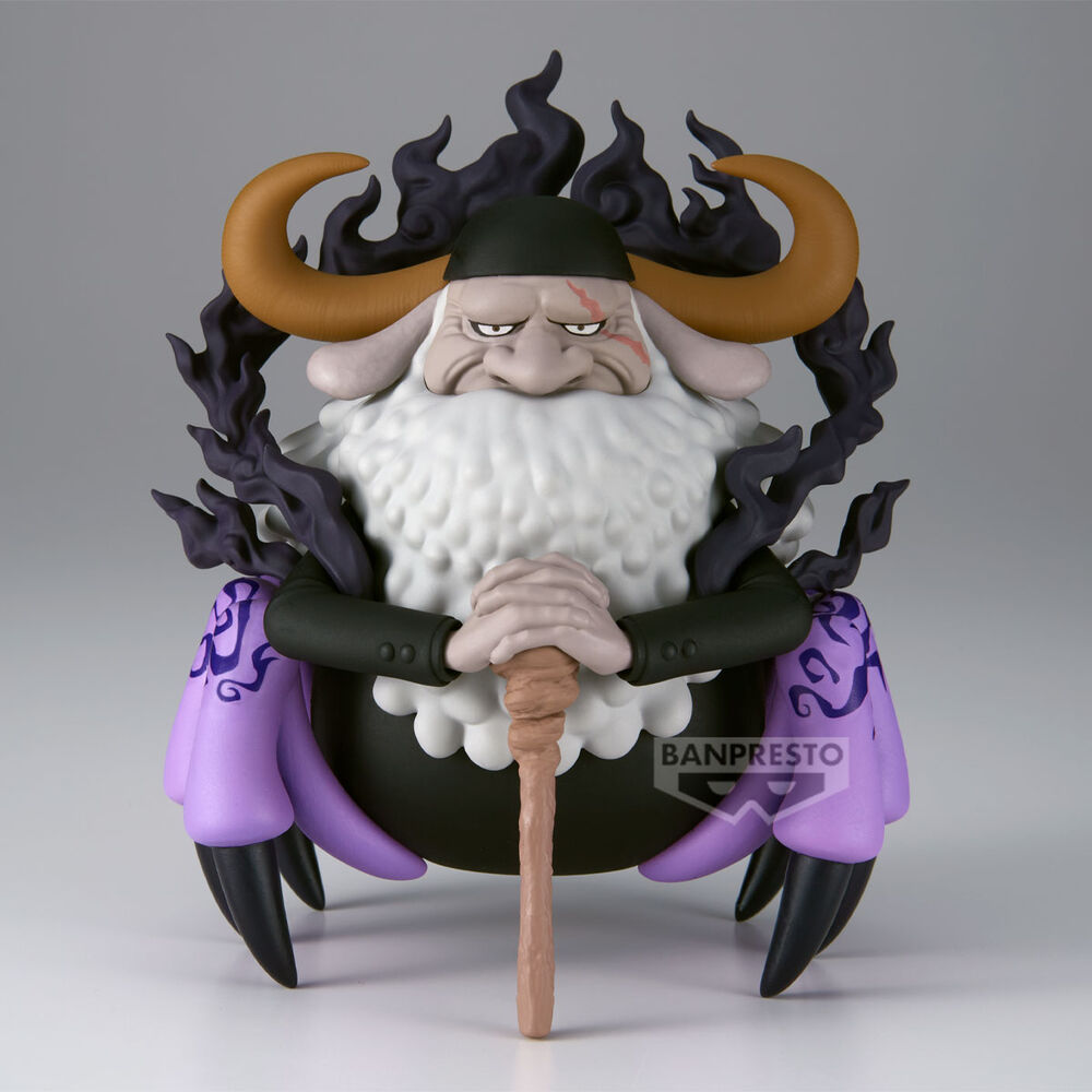 Figura St. Jaygarcia Saturn Mega World Collectable One Piece 13cm BANPRESTO