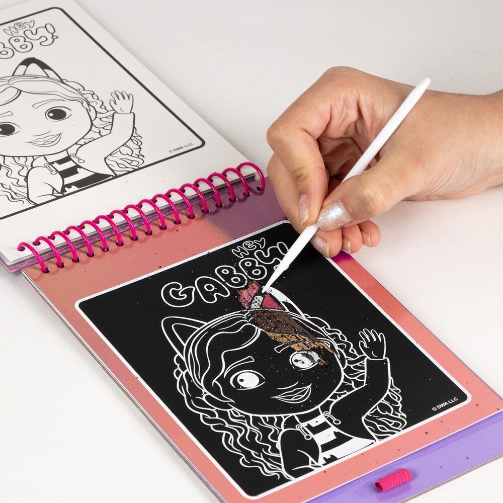 Set papeleria scratch La Casa de Muñecas de Gabby CERDÁ