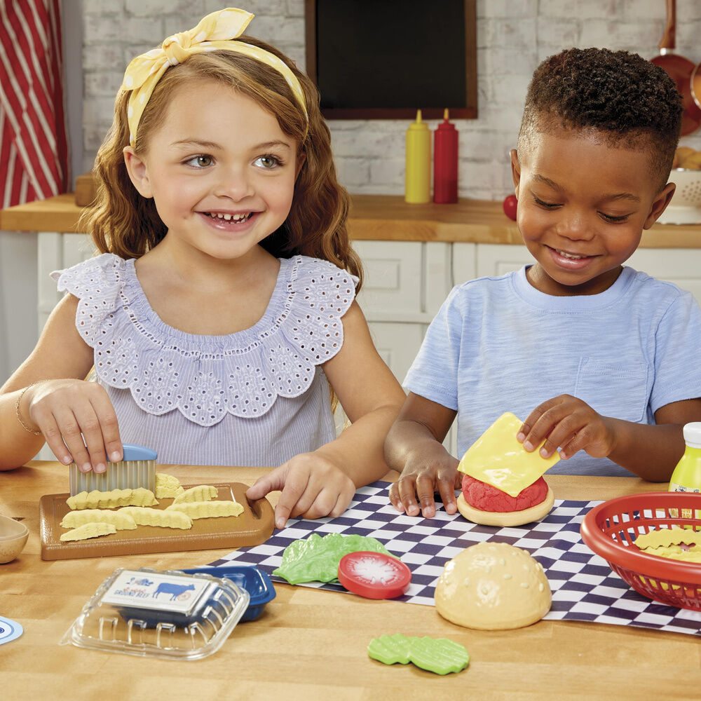 Kit Hamburguesa Creative Chefs LITTLE TIKES