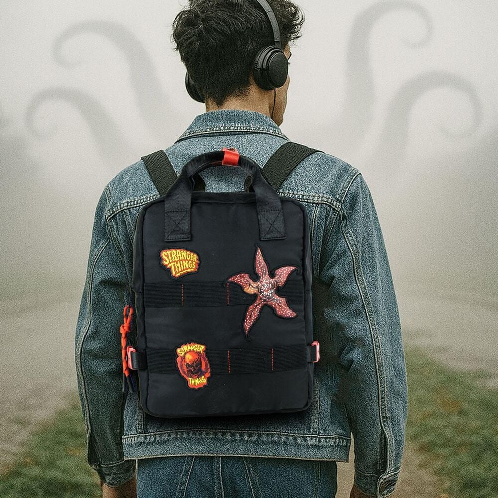Mochila Stranger Things 27cm CERDÁ
