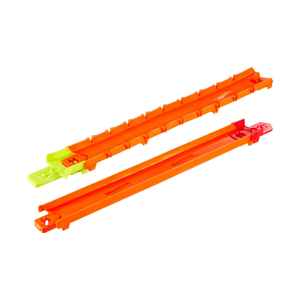 Set Basico Track Builder + Coche Hot Wheels MATTEL