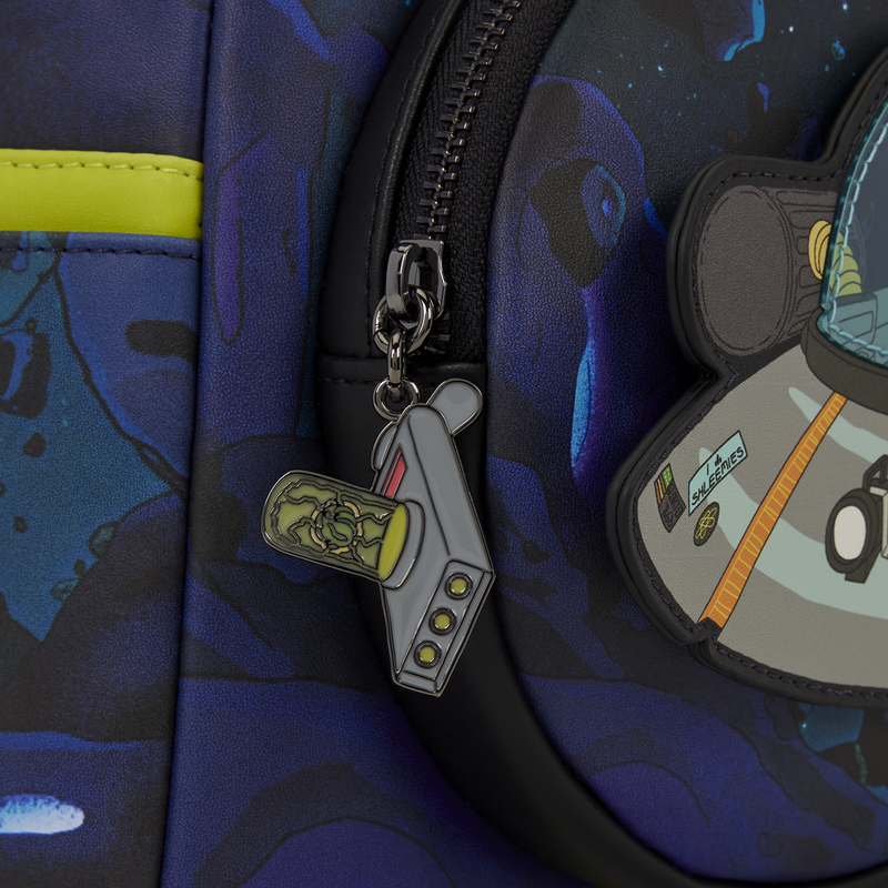 Mochila Cartoon Network Rick and Morty Space Cruiser Loungefly 26cm LOUNGEFLY